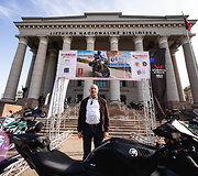 I&scaron; Lietuvos Nacionalinės Martyno Mažvydo bibliotekos startavo kultūrinis ralis &bdquo;Mototourism Sprint Vilnius 700&ldquo;, skirtas Vilniaus jubiliejui.