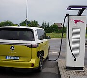 V.Milius elektriniu ID.Buzz keliavo į &bdquo;Volkswagen&ldquo; mikroautobusų festivalį