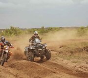 CFMoto Thunder RT fini&scaron;as Breslau ralyje