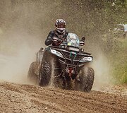 CFMoto Thunder RT fini&scaron;as Breslau ralyje