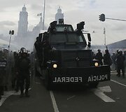 Meksiko policija susirėmė su streikuojančiais mokytojais