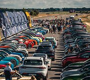 &bdquo;Porsche&ldquo; automobilių paradas, skirtas paminėti &bdquo;Porsche&ldquo; 75 metų įkūrimo sukakčiai