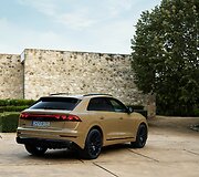 &bdquo;Audi&ldquo; pristatė atnaujintą visureigį Q8 (2023)