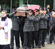 Kosove žuvusio muitinės pareigūno Audriaus &Scaron;enavičius laidotuvės Anyk&scaron;čiuose