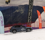 &bdquo;Metų automobilis 2024 m.&ldquo;, bandymuose Druskininkų Snow Arenoje dalyvavo ir Rokas Baciu&scaron;ka