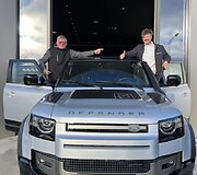 Karolis Rai&scaron;ys ir Žilvinas Pekarskas: paskutiniai &bdquo;Land Rover Defender&ldquo; paruo&scaron;imai Dakaro ralio misijai