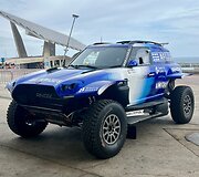 Vaidoto Žalos (Arijus racing) X-Raid MINI Barselonos uoste, pakeliui į Saudo Arabiją