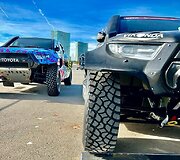 Vlado Jurkevičiaus (&bdquo;Eldorado x Mobilty team&ldquo;) Toyota Hilux Barselonos uoste 