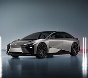 &bdquo;Lexus&ldquo; pristatė ateities modelius