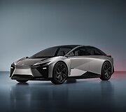 &bdquo;Lexus&ldquo; pristatė ateities modelius