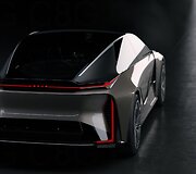 &bdquo;Lexus&ldquo; pristatė ateities modelius
