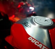 &bdquo;Ducati&ldquo; motociklai:  &bdquo;Panigale V4 Bagnaia 2022 World Champion Replica&ldquo; ir &bdquo;Panigale V4 Bautista 2022 World Champion&ldquo;