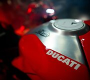 &bdquo;Ducati&ldquo; motociklai:  &bdquo;Panigale V4 Bagnaia 2022 World Champion Replica&ldquo; ir &bdquo;Panigale V4 Bautista 2022 World Champion&ldquo;