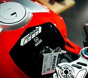 &bdquo;Ducati&ldquo; motociklai:  &bdquo;Panigale V4 Bagnaia 2022 World Champion Replica&ldquo; ir &bdquo;Panigale V4 Bautista 2022 World Champion&ldquo;