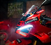 &bdquo;Ducati&ldquo; motociklai:  &bdquo;Panigale V4 Bagnaia 2022 World Champion Replica&ldquo; ir &bdquo;Panigale V4 Bautista 2022 World Champion&ldquo;