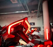 &bdquo;Ducati&ldquo; motociklai:  &bdquo;Panigale V4 Bagnaia 2022 World Champion Replica&ldquo; ir &bdquo;Panigale V4 Bautista 2022 World Champion&ldquo;