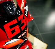 &bdquo;Ducati&ldquo; motociklai:  &bdquo;Panigale V4 Bagnaia 2022 World Champion Replica&ldquo; ir &bdquo;Panigale V4 Bautista 2022 World Champion&ldquo;
