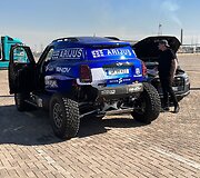 Dakaro automobiliai Janbu (Yanbu) uoste