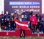 9 valandų i&scaron;tvermės varžybos kartingais Bačiūnų kartodrome