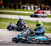 9 valandų i&scaron;tvermės varžybos kartingais Bačiūnų kartodrome