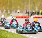 9 valandų i&scaron;tvermės varžybos kartingais Bačiūnų kartodrome