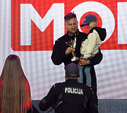 Traukos lenktynių dalyviai Palangoje atkakliai varžėsi dėl Kelių policijos taurės