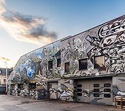 Vilniuje gatvės menu pasidabinęs &bdquo;Martono&ldquo; servisas