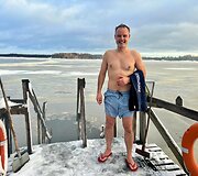 Karolis Mieliauskas ruo&scaron;iasi kelionei į Suomiją motociklu