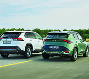 Toyota RAV4 ir KIA Sportage