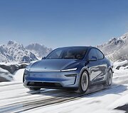 Tesla Model Y (2025)