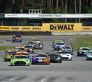 BaTCC &bdquo;DeWalt Grand Prix&ldquo; Bikerniekuose