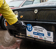 Istorinių automobilių festivalis Utenos kra&scaron;to keliais