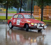 Istorinių automobilių festivalis Utenos kra&scaron;to keliais