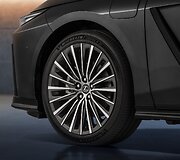 Lexus ES (2025)