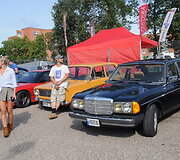 Istoriniai automobiliai Utenos gimtadienio &scaron;ventėje