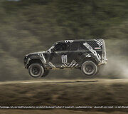 &bdquo;Defender Dakar D7X-R&ldquo; &ndash; Roko Baciu&scaron;kos Dakaro automobilio prototipas