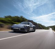 Porsche 911 Turbo S (2025)