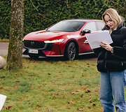 Pretendentus į Lietuvos metų automobilio tirulą i&scaron;bandė žinmi žmonės
