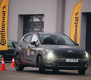 Pretendentus į Lietuvos metų automobilio tirulą i&scaron;bandė žinmi žmonės