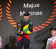 Majus Mazinas, podiumas