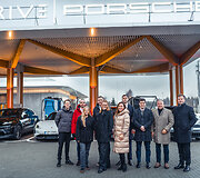 Naujas &bdquo;Eldrive Porsche Charging Hub&ldquo; atidarytas magistralėje Vilnius&ndash;Klaipėda