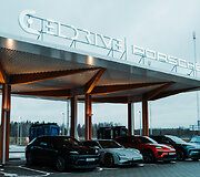 Naujas &bdquo;Eldrive Porsche Charging Hub&ldquo; atidarytas magistralėje Vilnius&ndash;Klaipėda