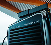 Naujas &bdquo;Eldrive Porsche Charging Hub&ldquo; atidarytas magistralėje Vilnius&ndash;Klaipėda