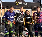 &bdquo;Abu Dhabi Baja Challenge&ldquo; : Saulius Klevinskas, Gediminas &Scaron;atkus, Emilija Gelažninkienė, Arūnas Gelažninkas 