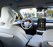 Elektrinis &bdquo;Volvo ES90&ldquo;