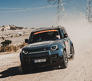 Defender Dakaro ralio smėlynuose