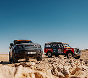 Defender Dakaro ralio smėlynuose