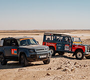 Defender Dakaro ralio smėlynuose