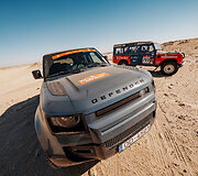 Defender Dakaro ralio smėlynuose