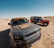 Defender Dakaro ralio smėlynuose